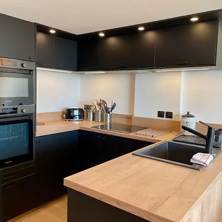 Ac, Garden With Sea View, Private Parking, Swimming Pool Bandol